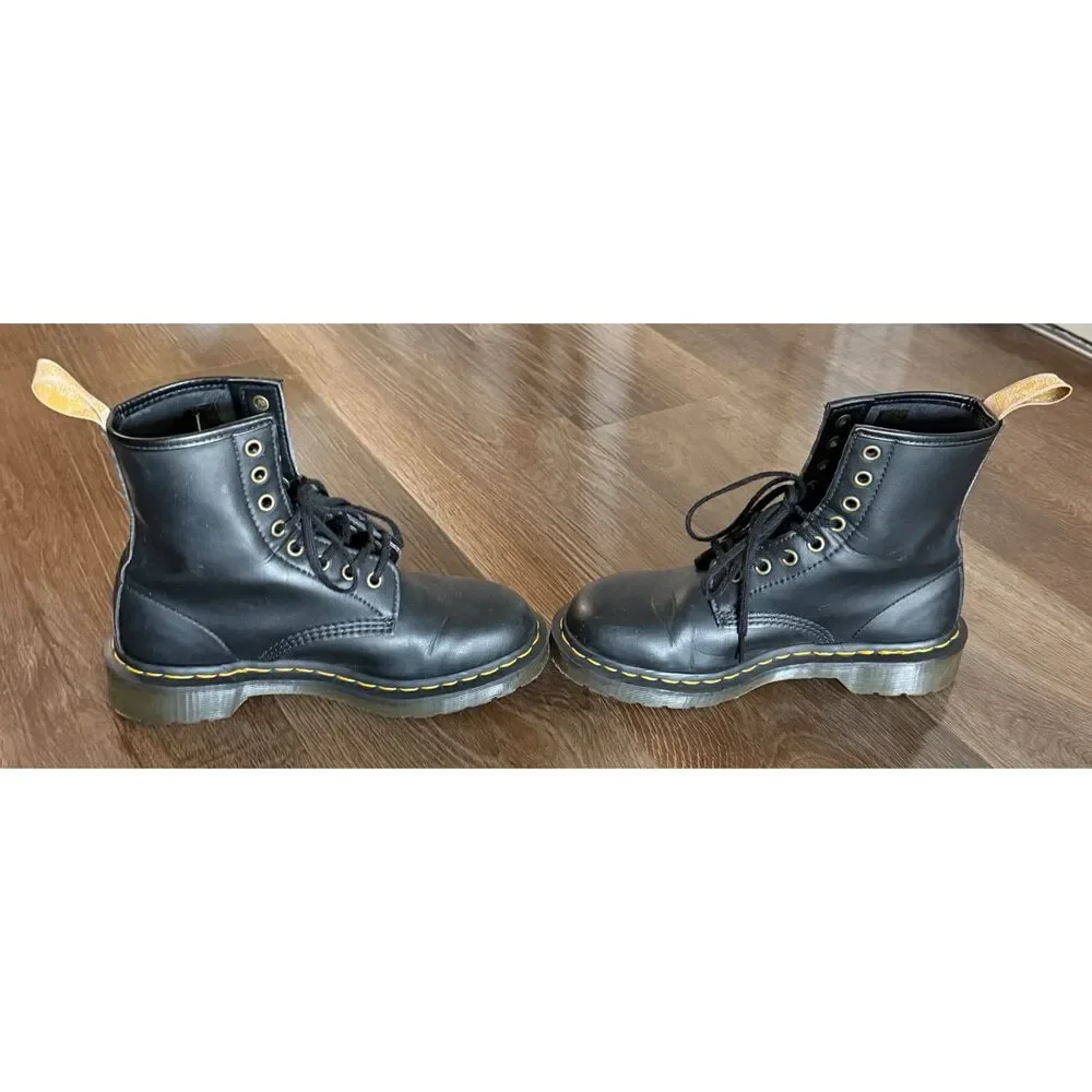 Dr. Martens 1460 Felix Black Vegan Leather 8-Eye Combat Boots US 6